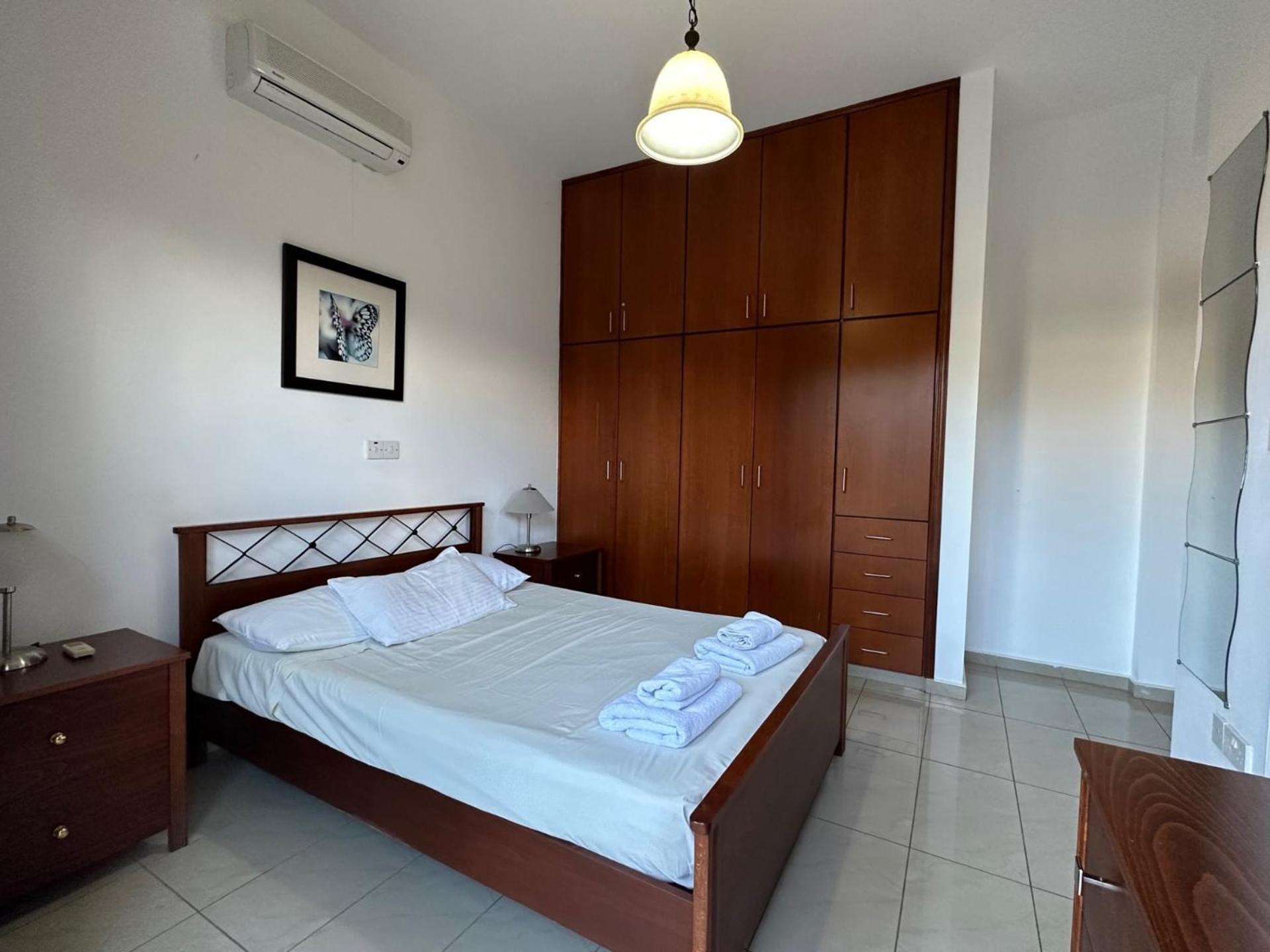 King'S Holiday Apartments Paphos Exterior photo