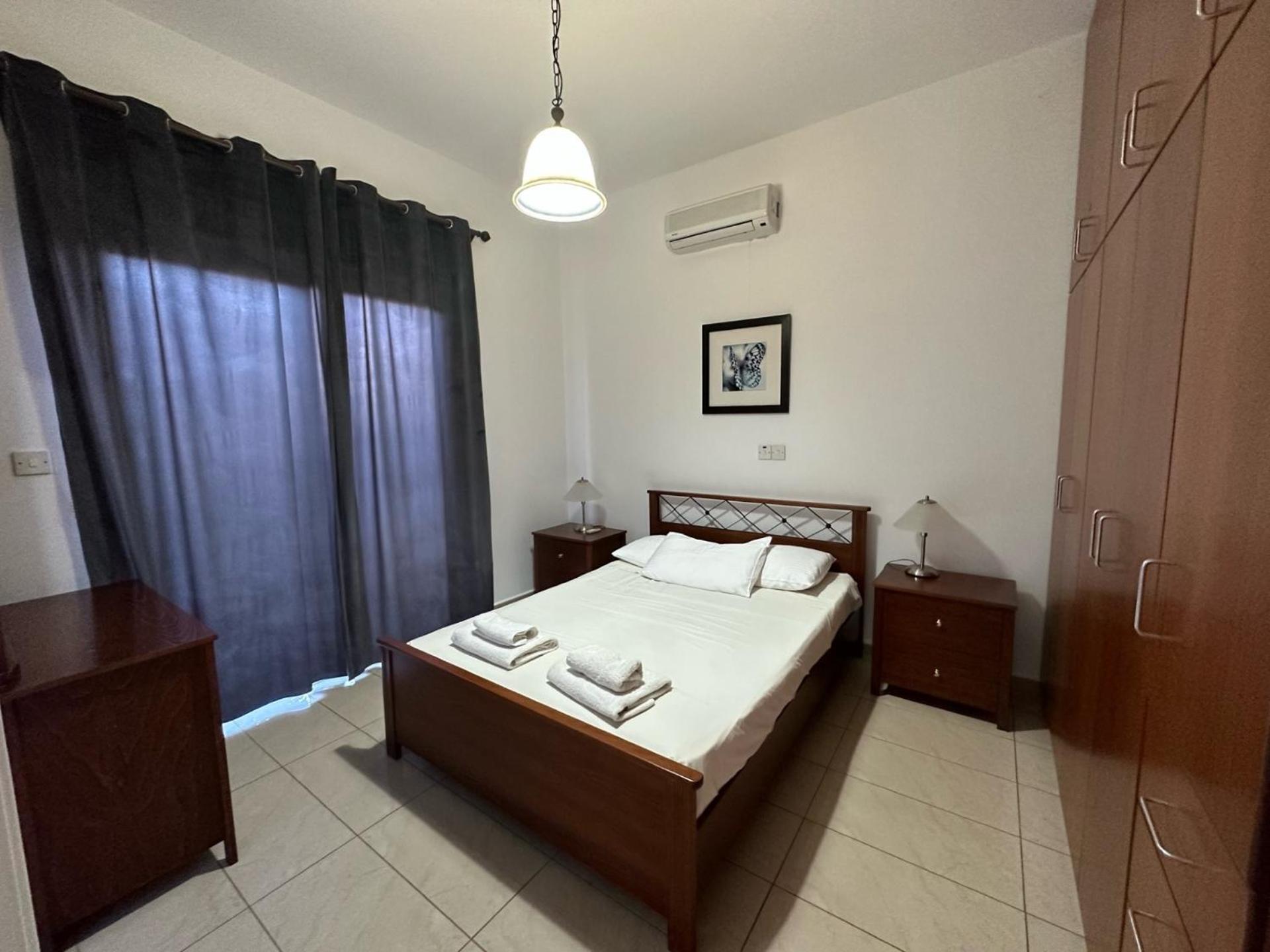 King'S Holiday Apartments Paphos Exterior photo